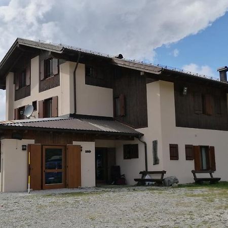 Rifugio Garibaldi LEDRO Exterior foto